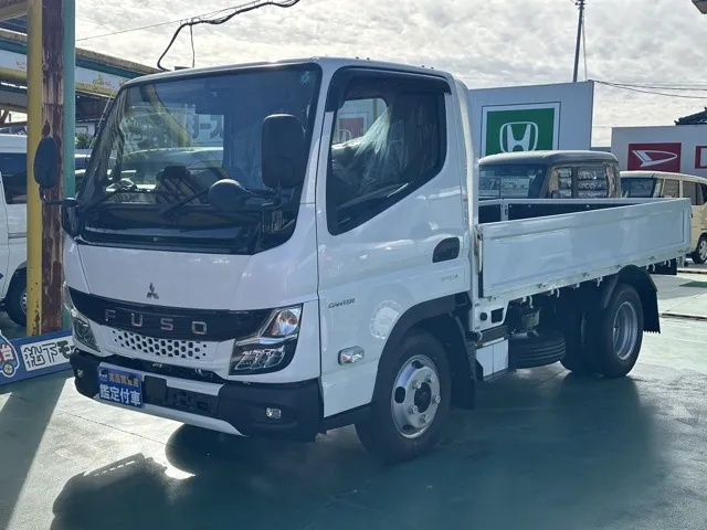 キャンター(三菱)全低床 平ボディ ２ｔ登録済未使用車 1