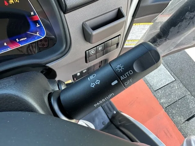 キャンター(三菱)全低床キョウカダンプ ３ｔ登録済未使用車 16