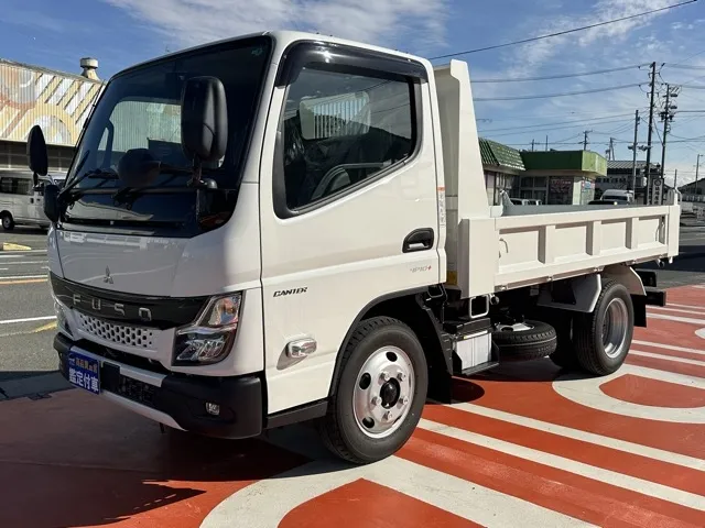 キャンター(三菱)全低床キョウカダンプ ３ｔ登録済未使用車 26