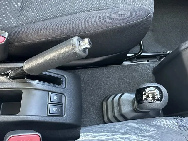 ジムニー(スズキ)XC ＡＴ車新車見本展示無 18