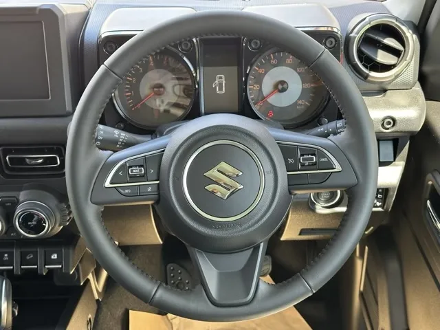 ジムニー(スズキ)XC ＡＴ車新車見本展示無 6