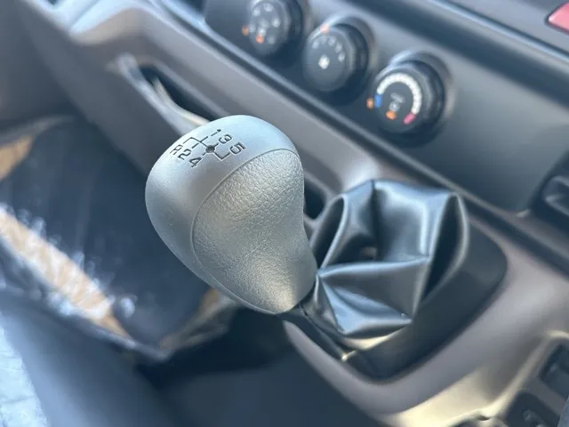 キャンター(三菱)全低床キョウカダンプ ３ｔレンタ登録済未使用車 18