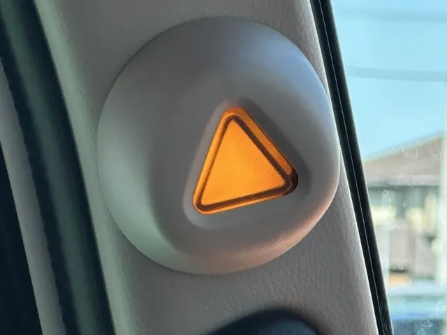 キャンター(三菱)全低床キョウカダンプ ３ｔレンタ登録済未使用車 26