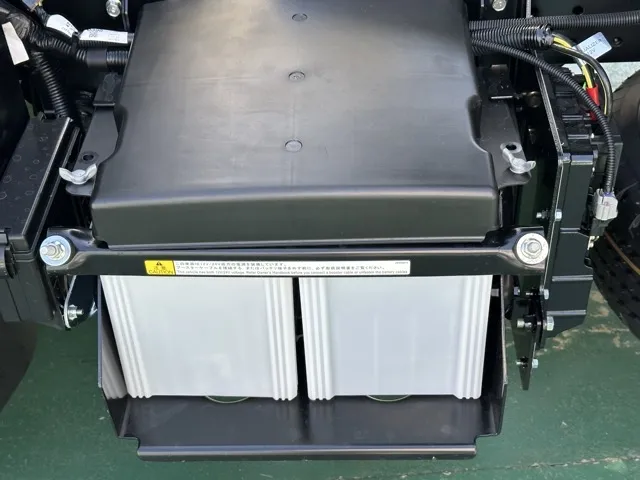 キャンター(三菱)全低床キョウカダンプ ３ｔレンタ登録済未使用車 8