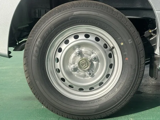 N-VAN(ホンダ)Gタイプ MT ４WD届出済未使用車 11