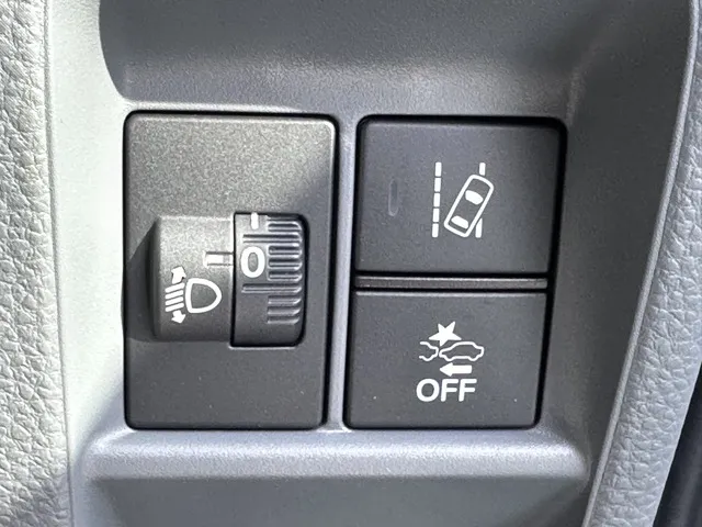 N-VAN(ホンダ)Gタイプ MT ４WD届出済未使用車 13