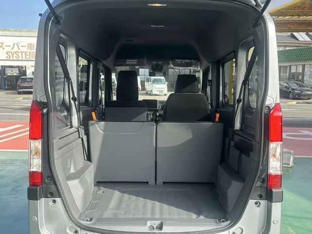 N-VAN(ホンダ)Gタイプ MT ４WD届出済未使用車 8