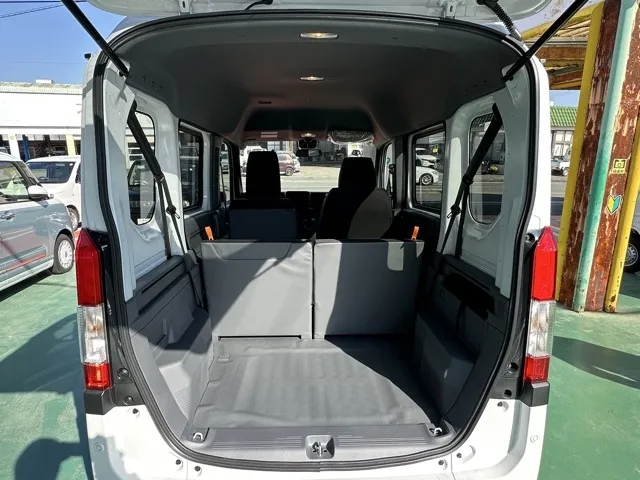 N-VAN(ホンダ)Gタイプ AT ４WD届出済未使用車 9