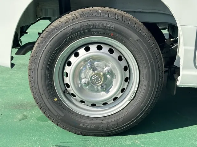 N-VAN(ホンダ)Gタイプ AT ４WD届出済未使用車 12