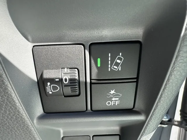 N-VAN(ホンダ)Gタイプ AT ４WD届出済未使用車 19