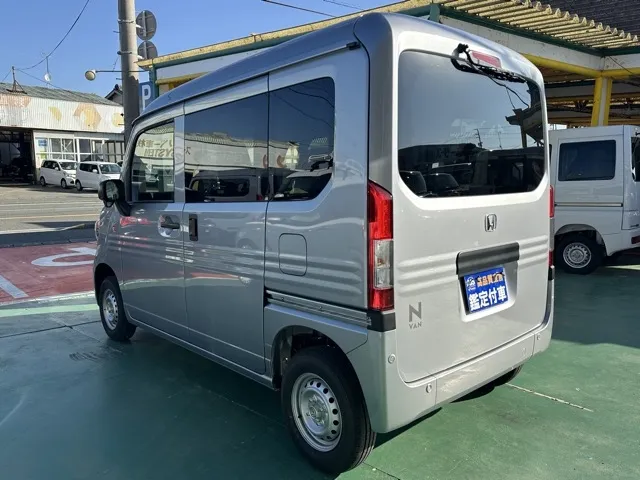N-VAN(ホンダ)Gタイプ AT ４WD届出済未使用車 2