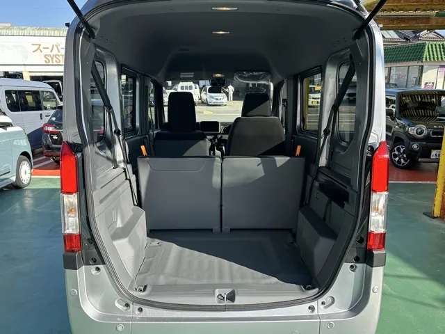 N-VAN(ホンダ)Gタイプ AT ４WD届出済未使用車 6