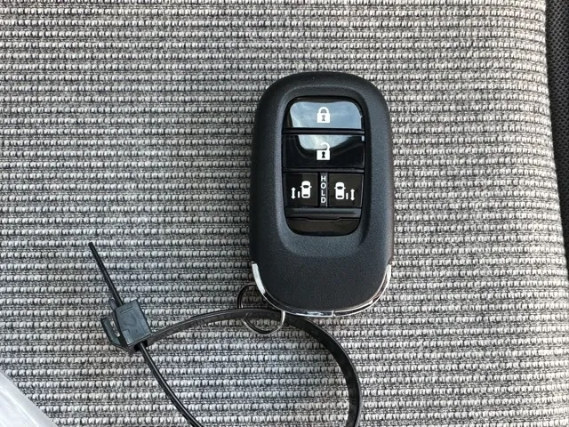 N-BOX(ホンダ)N-BOX ファッションスタイル コンフォートＰ届出済未使用車 25