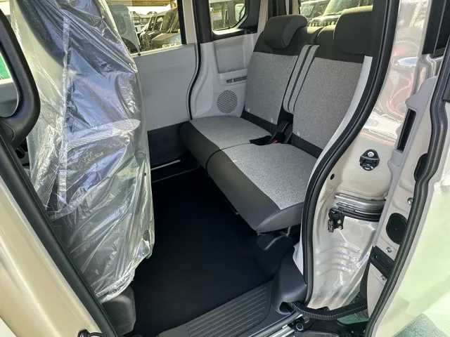 N-BOX(ホンダ)N-BOX ファッションスタイル コンフォートＰ届出済未使用車 4