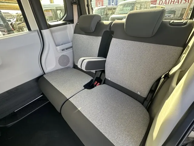 N-BOX(ホンダ)N-BOX ファッションスタイル コンフォートＰ届出済未使用車 8