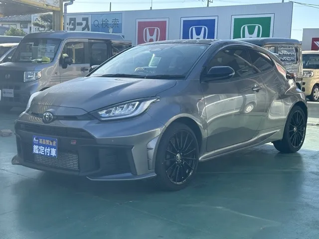 GRヤリス(トヨタ)RZ ４WD 6MT中古車 1