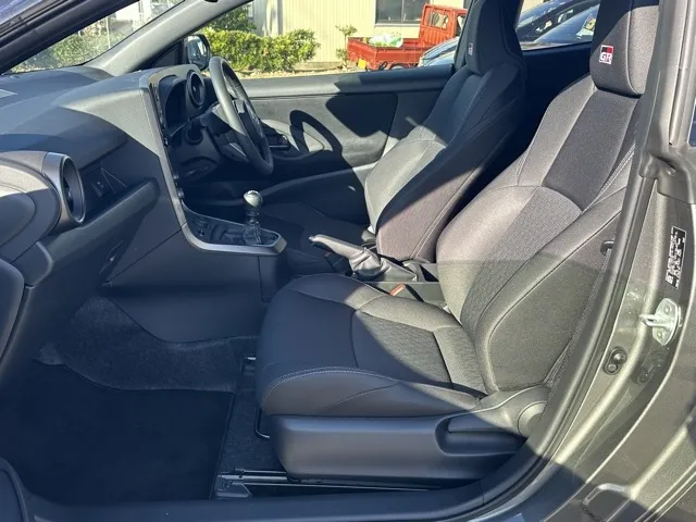 GRヤリス(トヨタ)RZ ４WD 6MT中古車 3