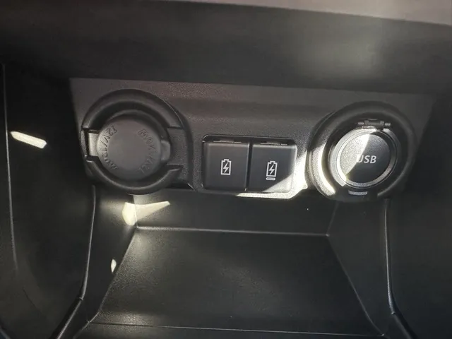 スイフト(スズキ)ハイブリッドMZ 全方位ナビ登録済未使用車 17