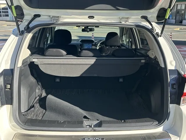 インプレッサ(スバル)2.0i-L アイサイト中古車 9