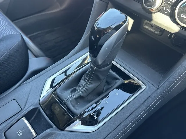 インプレッサ(スバル)2.0i-L アイサイト中古車 15