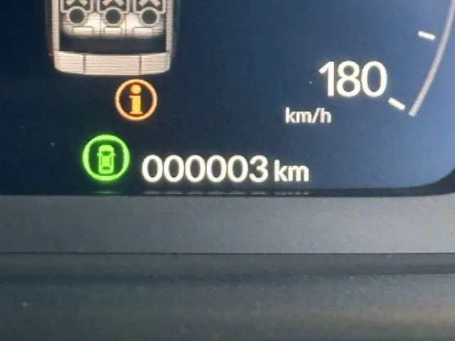 ステップワゴン(ホンダ)e・HEVスパーダ 7人登録済未使用車 26