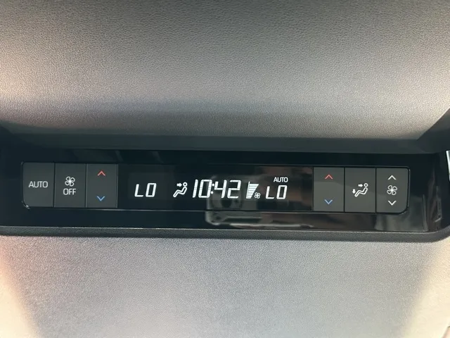 アルファード(トヨタ)Z中古車 9