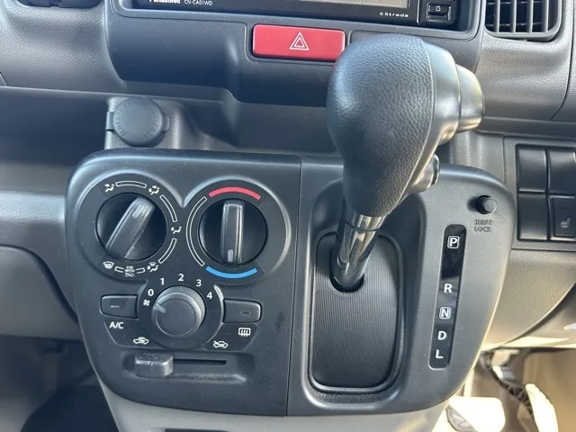 エブリイ(スズキ)NV１００クリッパーDX GLパッケージ CVT中古車 20
