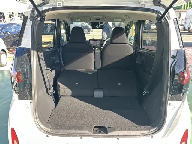 サクラ(ニッサン)X中古車 9