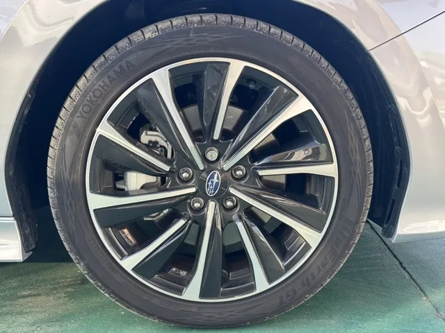 レヴォーグ(スバル)STIスポーツ EX中古車 11