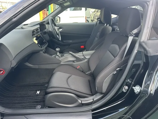 フェアレディZ(ニッサン)ベースグレード 6MT中古車 10