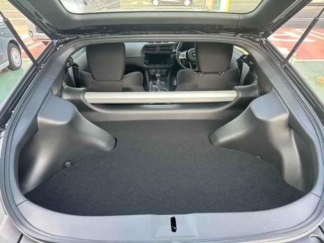 フェアレディZ(ニッサン)ベースグレード 6MT中古車 6