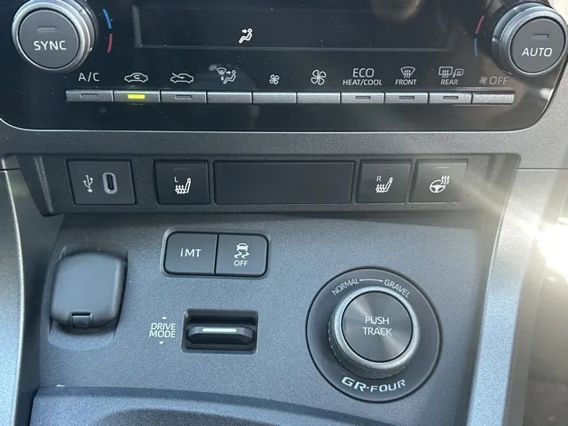 GRヤリス(トヨタ)RZ ハイパフォーマンス ４WD 6MT中古車 16