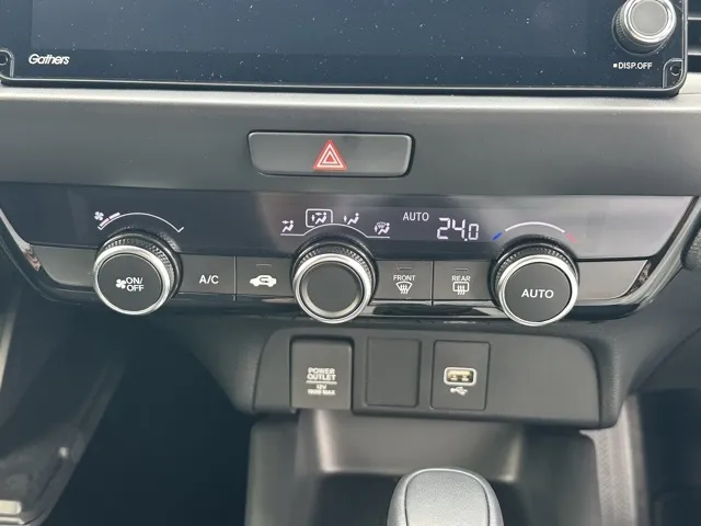 フィット(ホンダ)e：HEV ホームディーラ-試乗車 15