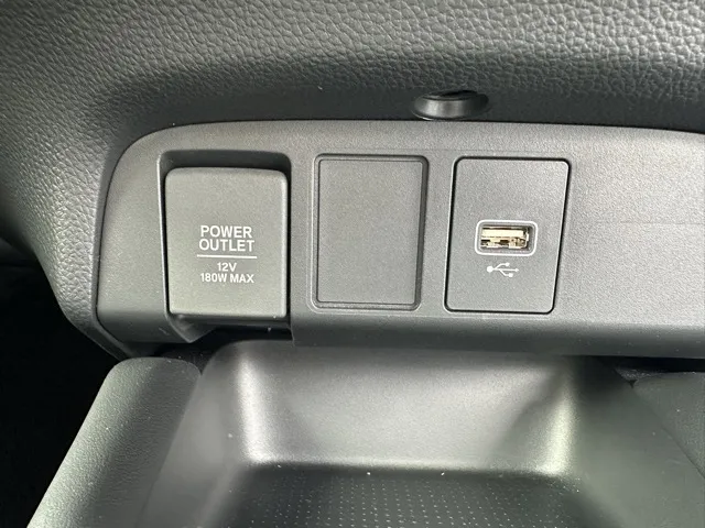 フィット(ホンダ)e：HEV ホームディーラ-試乗車 16