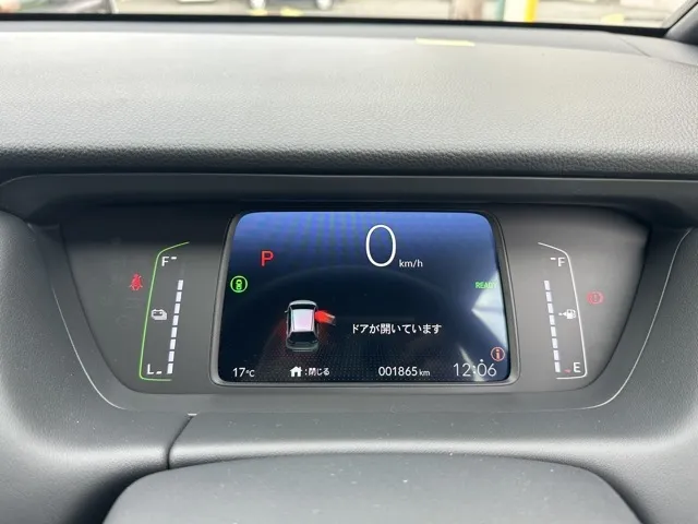 フィット(ホンダ)e：HEV ホームディーラ-試乗車 24