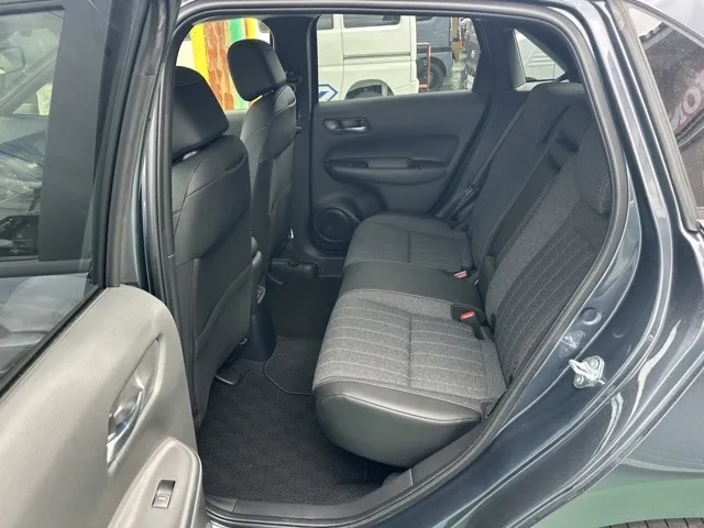 フィット(ホンダ)e：HEV ホームディーラ-試乗車 4