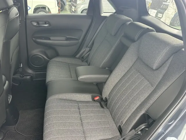 フィット(ホンダ)e：HEV ホームディーラ-試乗車 8