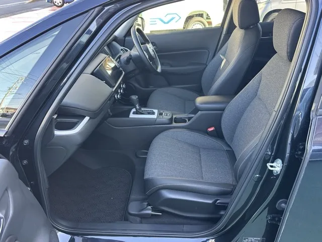 フィット(ホンダ)e：HEV ホーム中古車 3