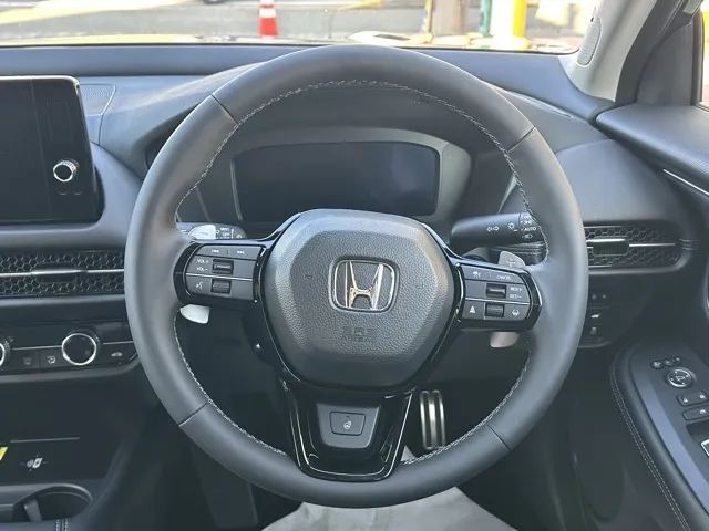 ZR-V(ホンダ)e：HEV Z登録済未使用車 7