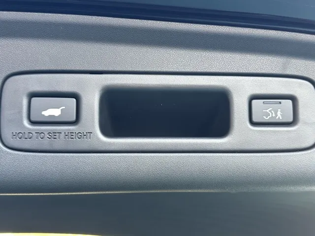 ZR-V(ホンダ)e：HEV Z登録済未使用車 8