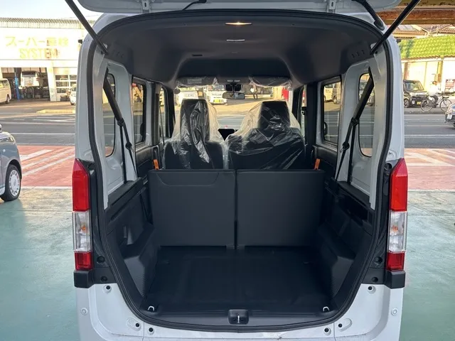N-VAN(ホンダ)Lタイプ AT届出済未使用車 10
