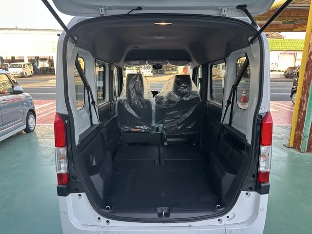 N-VAN(ホンダ)Lタイプ AT届出済未使用車 11