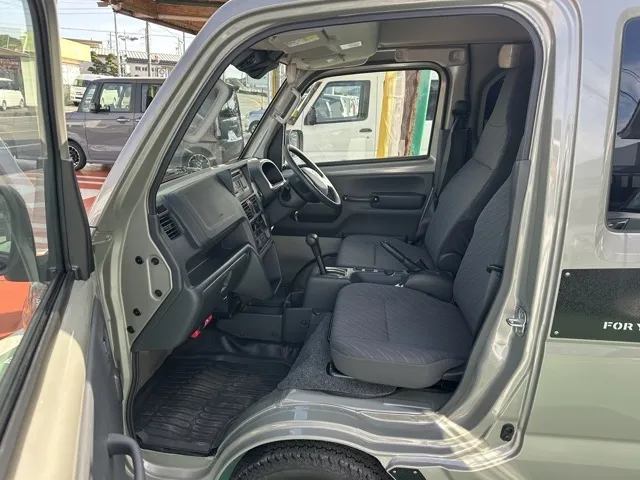 キャリートラック(スズキ)スーパーキャリイXリミテッド AT中古車 3
