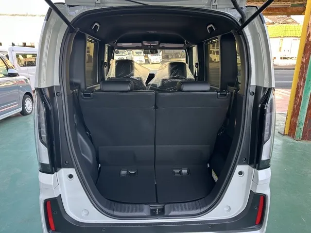 N-BOX(ホンダ)N-BOXカスタムターボ コーディネートスタイル届出済未使用車 10