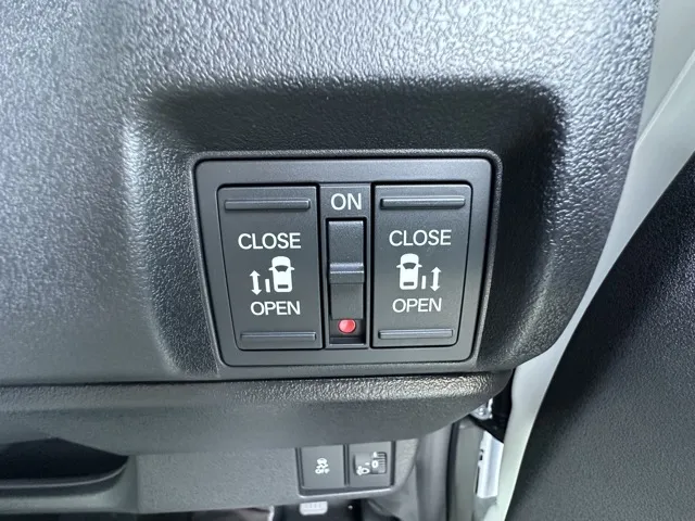 N-BOX(ホンダ)N-BOXカスタムターボ コーディネートスタイル届出済未使用車 23