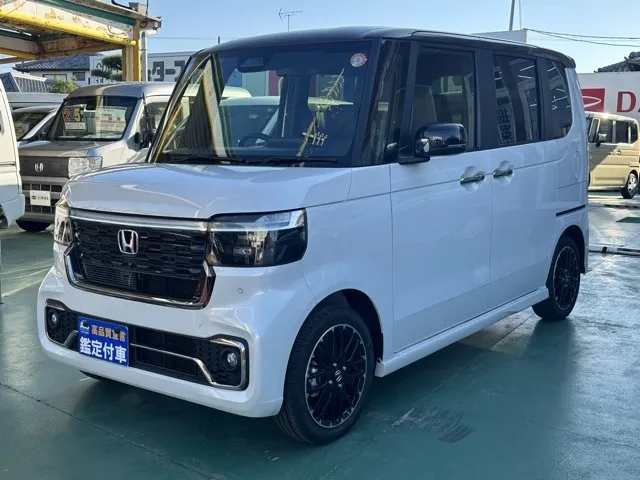 N-BOX(ホンダ)N-BOXカスタムターボ コーディネートスタイル届出済未使用車 1