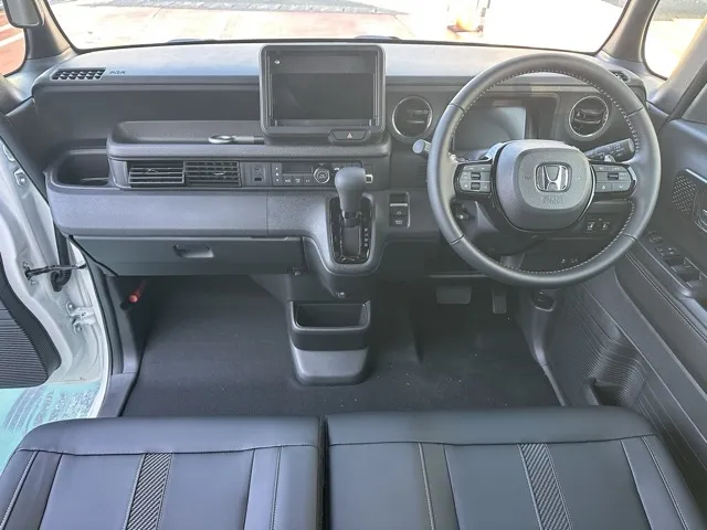 N-BOX(ホンダ)N-BOXカスタムターボ コーディネートスタイル届出済未使用車 6