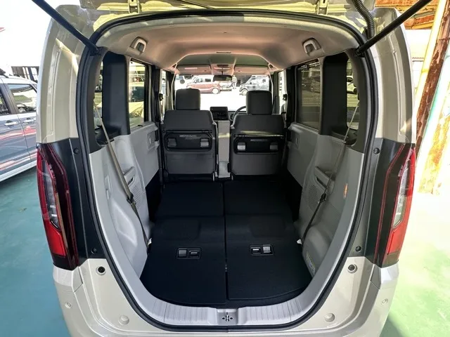 N-BOX(ホンダ)N-BOX ファッションスタイル コンフォートＰ届出済未使用車 11