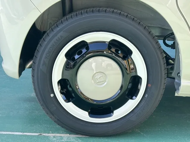 N-BOX(ホンダ)N-BOX ファッションスタイル コンフォートＰ届出済未使用車 13