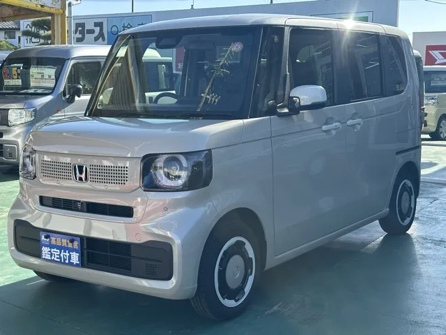 N-BOX(ホンダ)N-BOX ファッションスタイル コンフォートＰ届出済未使用車 1